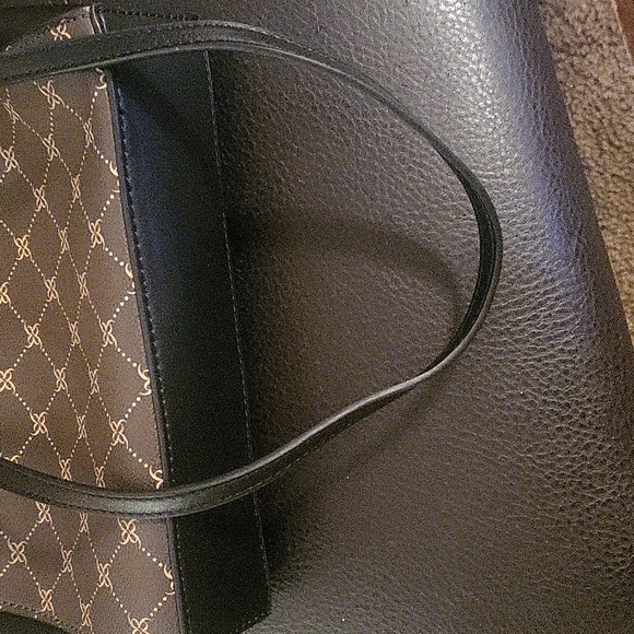Nine West purse - Picture 2 of 2